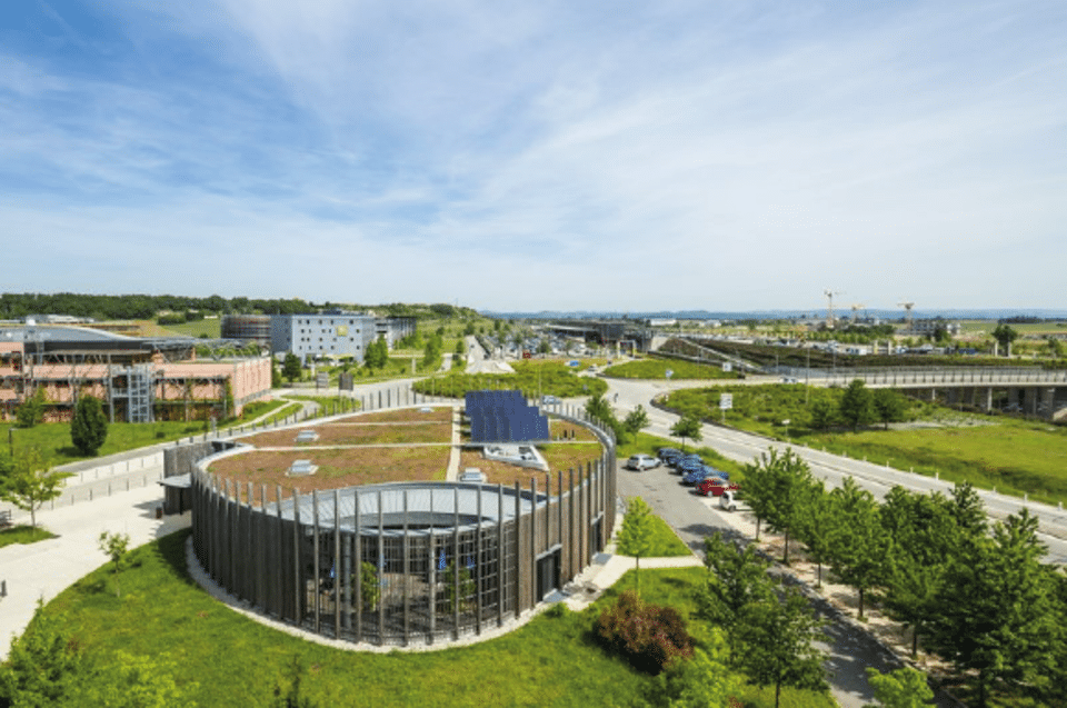 Bureaux à louer, Espace de coworking de 1000 m² à proximité de Valence, Alixan (26)