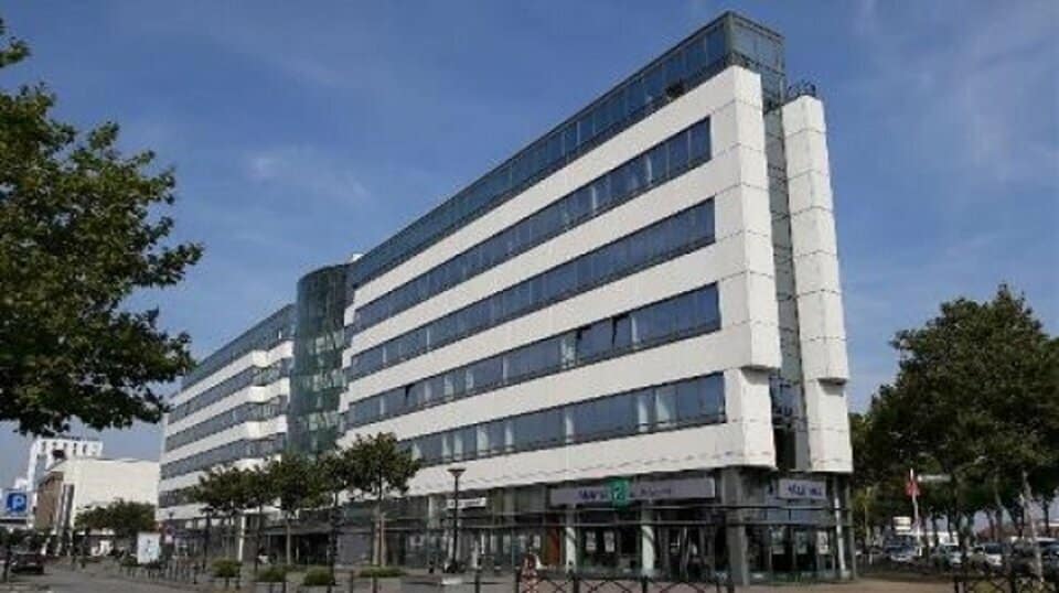 Entrepôt de 160m² à louer proche de Saint-Omer