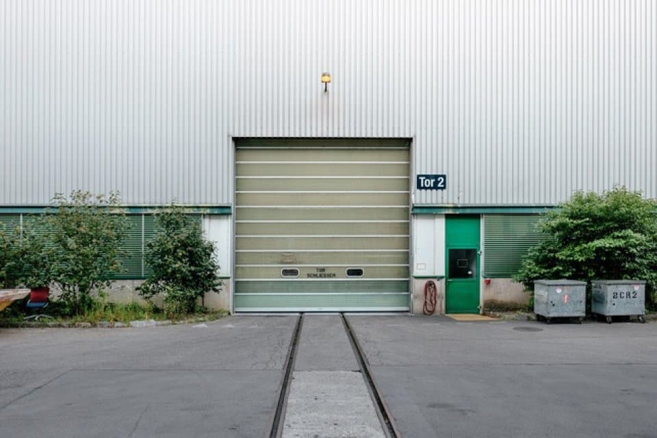 Entrepôt à louer ou à vendre, Frépillon (95)