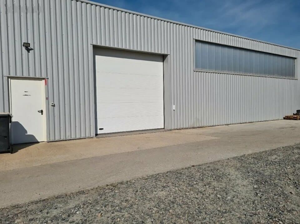 Local d’activités de 200 m² à louer à 30 min de Lyon (69)