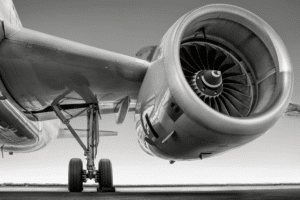 Moteur et train d’atterrissage d’un avion.