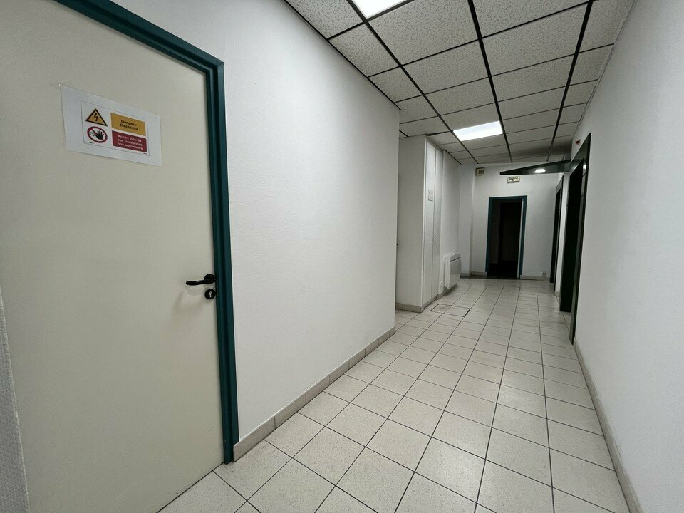 Bureaux 480 m² à Saint-Omer (62)