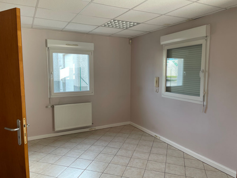 Bureaux 200 m² à vendre à Calais, ZA Marcel Doret (62)