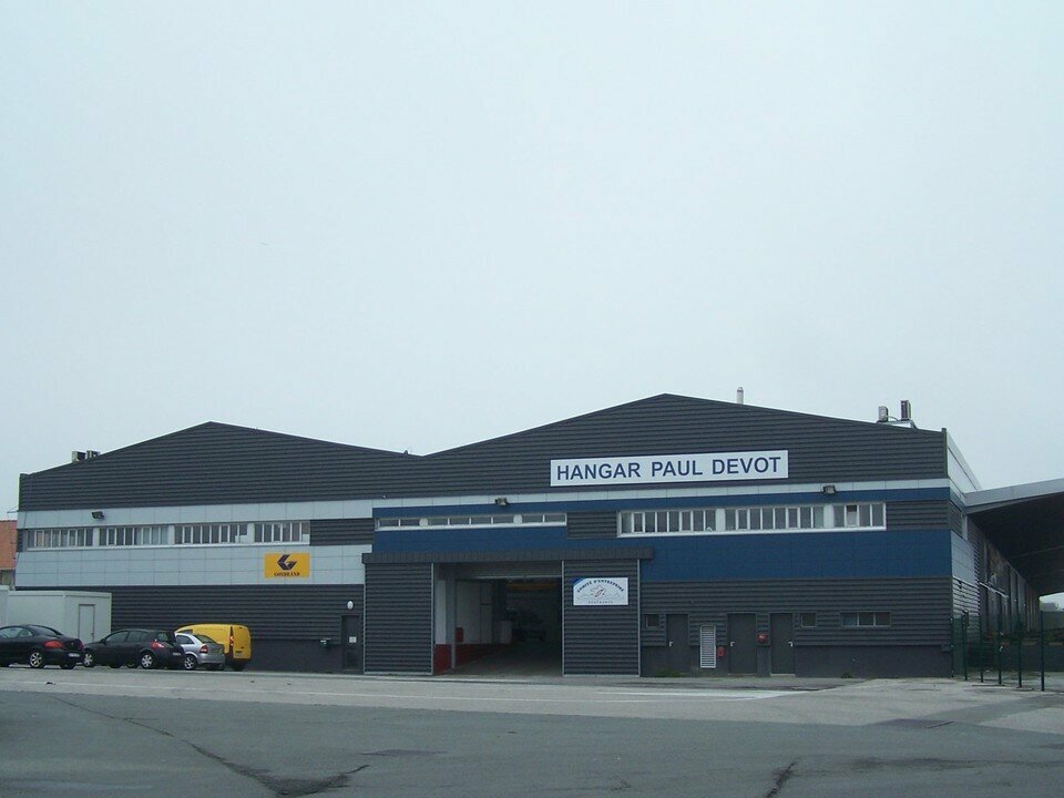 Entrepôt de 2 100 m² à louer, zone portuaire de Calais (62)
