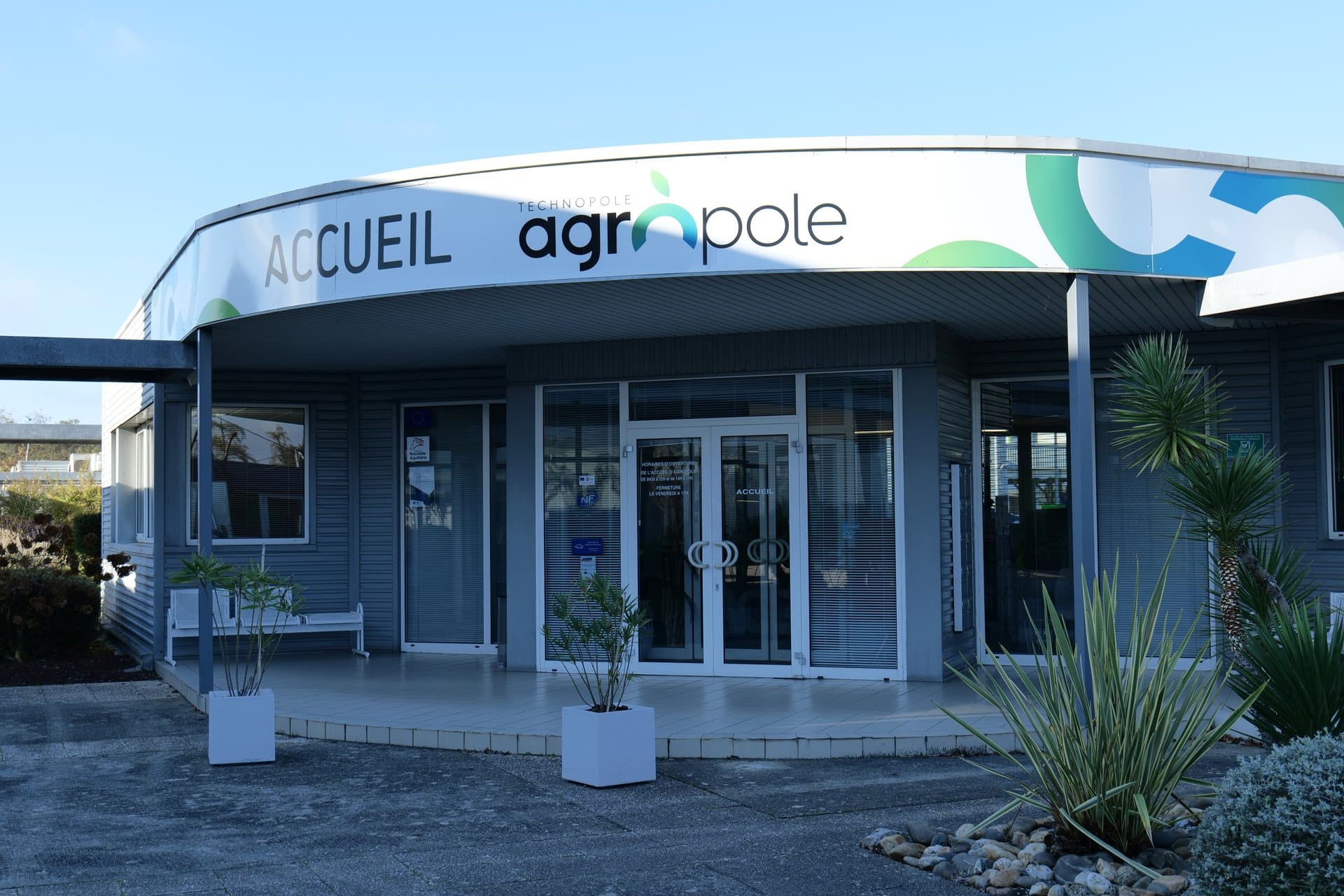 Bâtiment d'accueil de la technopole Agropole à Estillac, aux portes d'Agen
