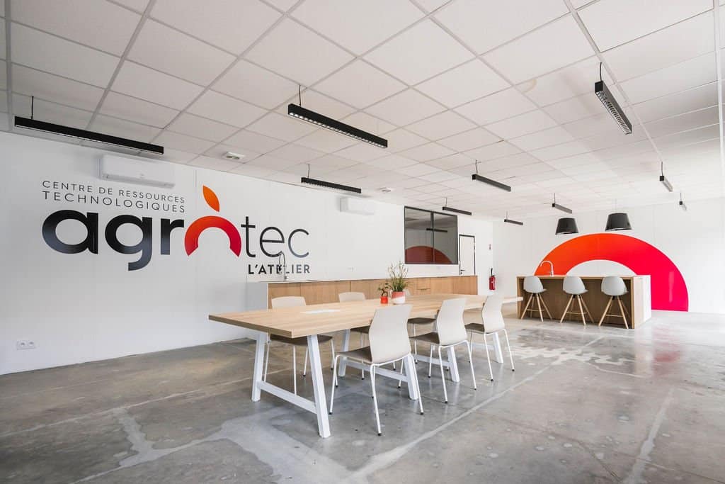 Espace de travail AGROTEC, centre de ressources technologiques d'Agropole