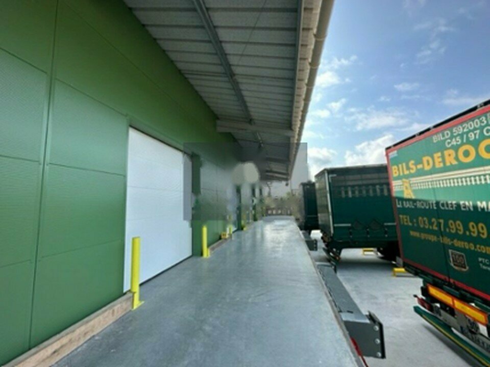 Entrepôt logistique 1 244 m² à louer, Caumont-sur-Durance (84)