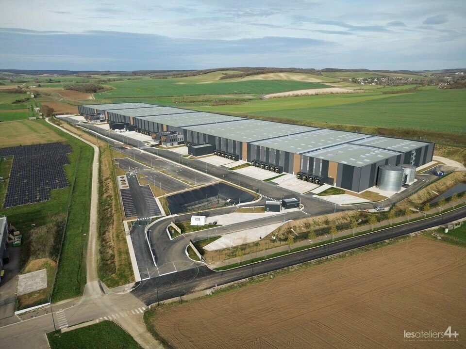 Plateforme logistique neuve de 49 201 m² à louer à Sens (89)
